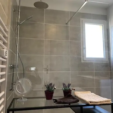 Avec Piscine / 6 Personnes Saint-Ambroix